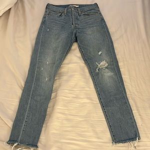 Levi Wedgie Skinny Jeans - Size 27